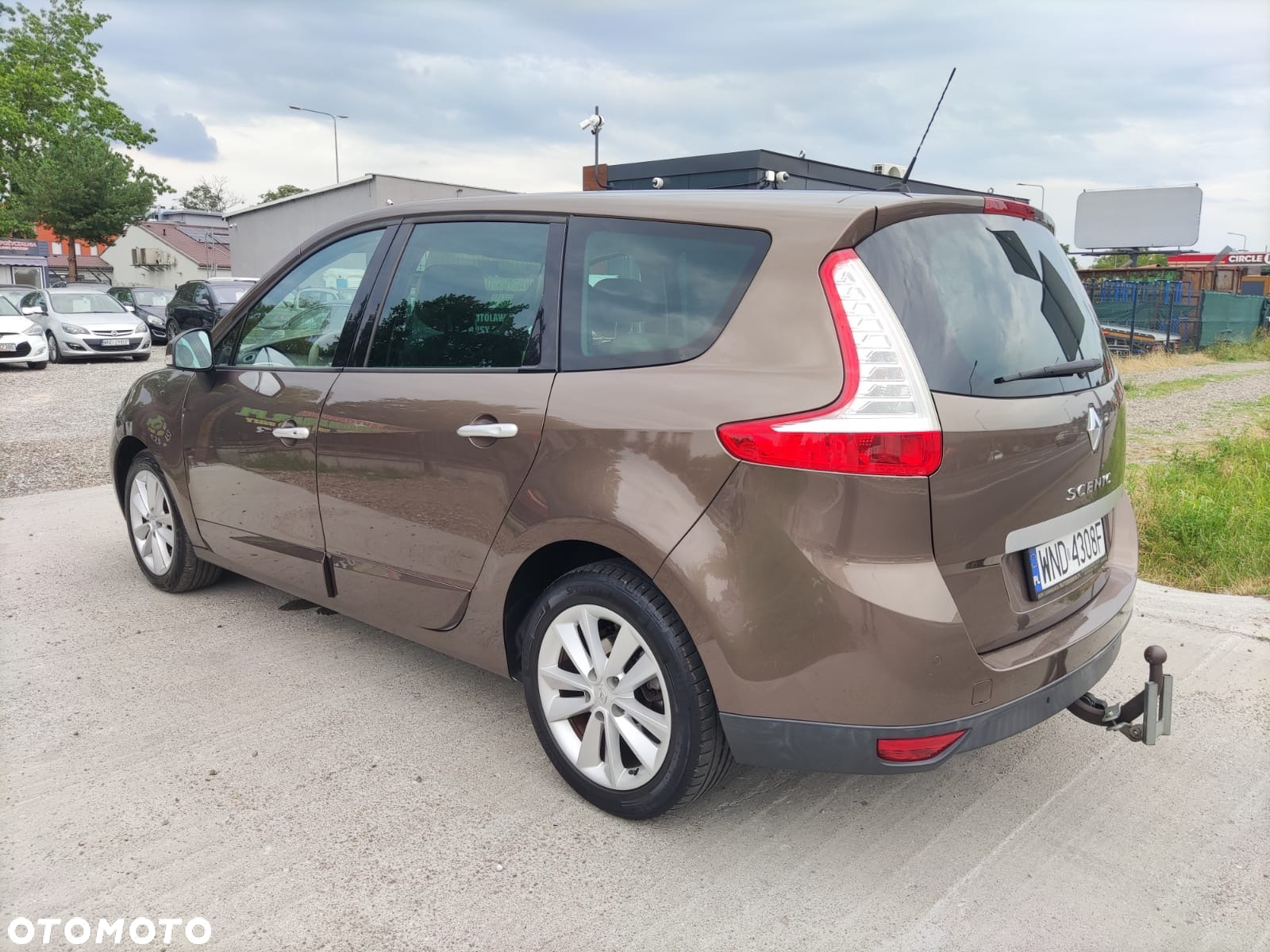 Renault Scenic 2.0 16V Bose Edition CVT - 10