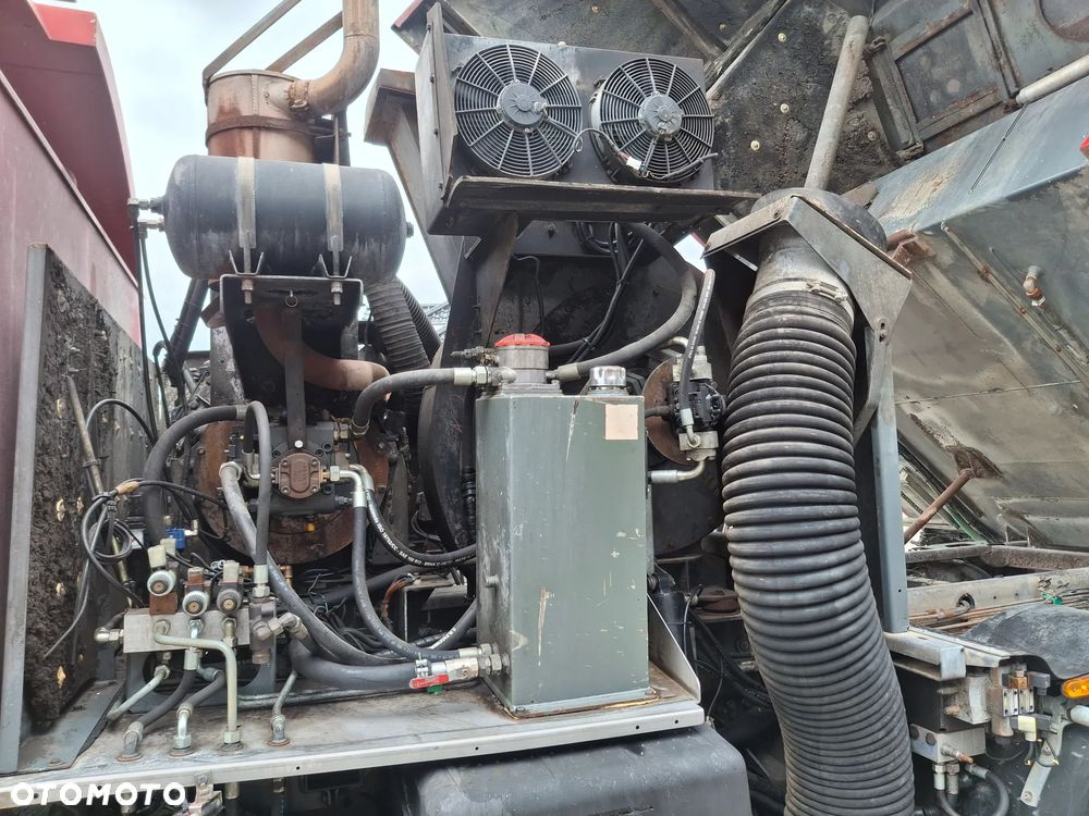 Mercedes-Benz Axor 1829 Zamiatarka Optifant70 2 Silniki Szczotki Lewa i Prawa Strona Karcher PM10 Listwa Ciśnieniowa - 19