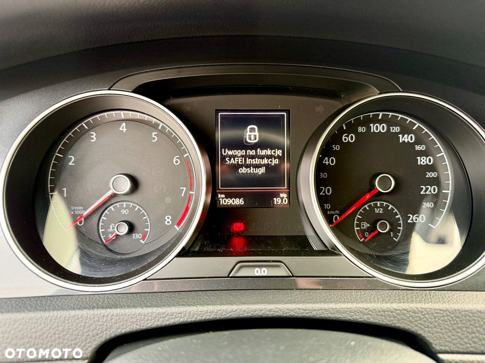 Volkswagen Golf 1.5 TSI BMT Comfortline DSG - 13