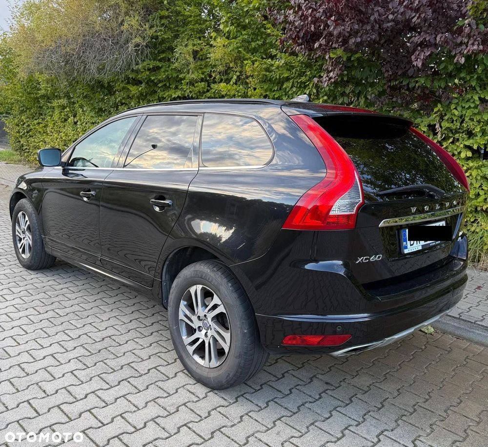 Volvo XC 60 D4 AWD Momentum - 5