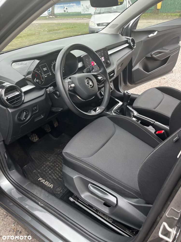 Skoda Fabia 1.0 TSI Ambition - 10