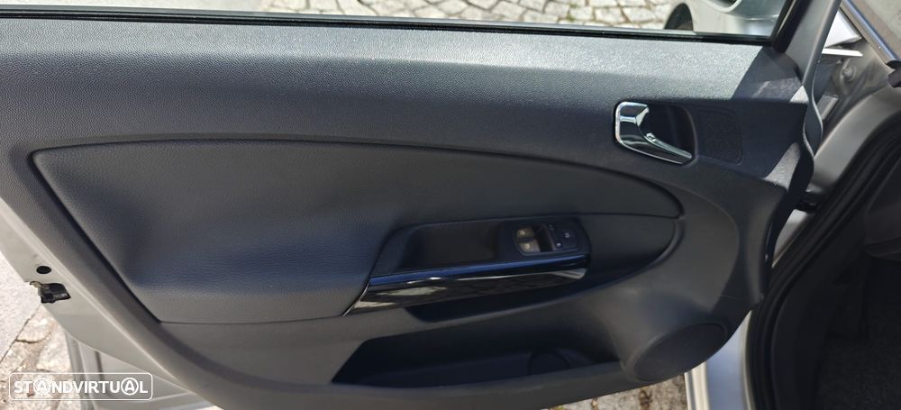 Opel Corsa 1.3 CDTI Cosmo - 9