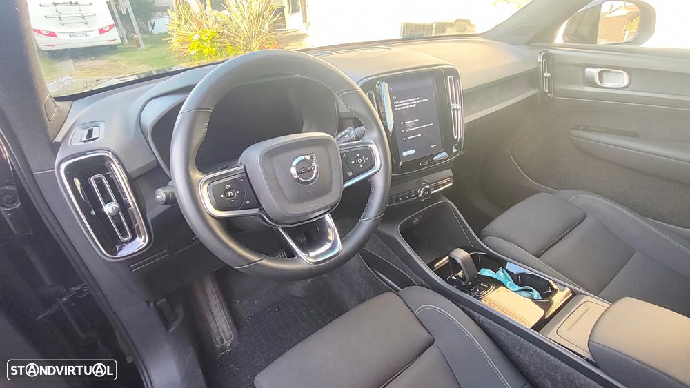 Volvo XC 40 Recharge 69 kWh Single Motor Plus - 4