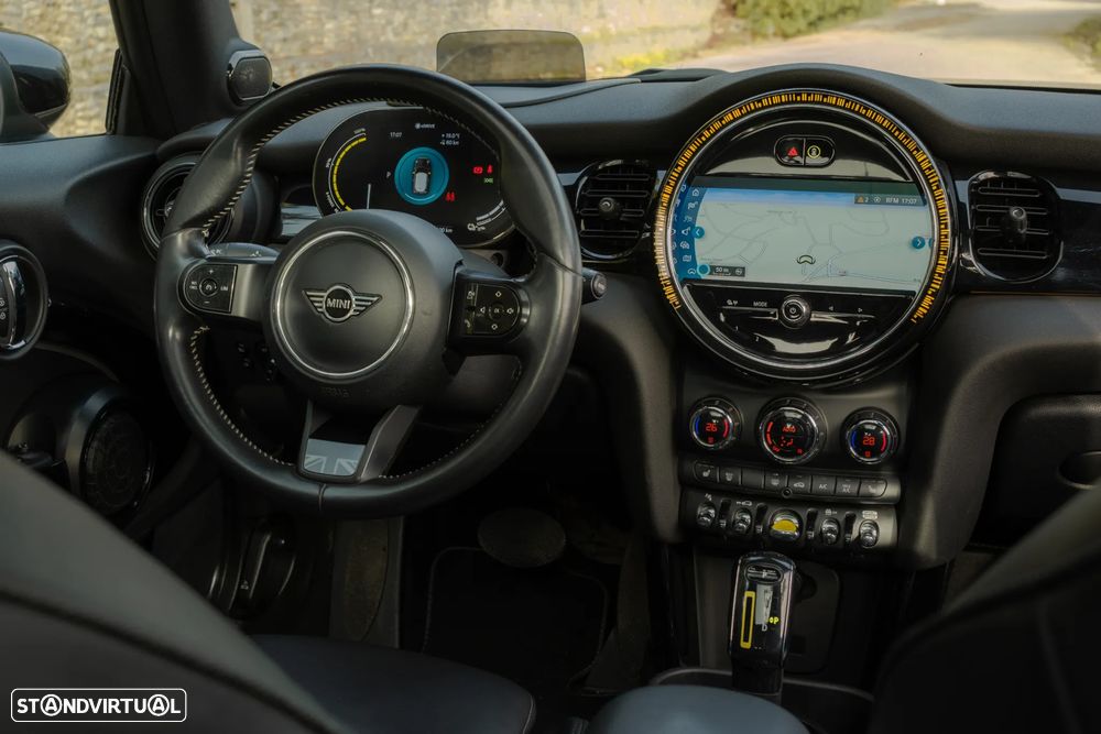 MINI 3 Portas Cooper SE Yours - 9