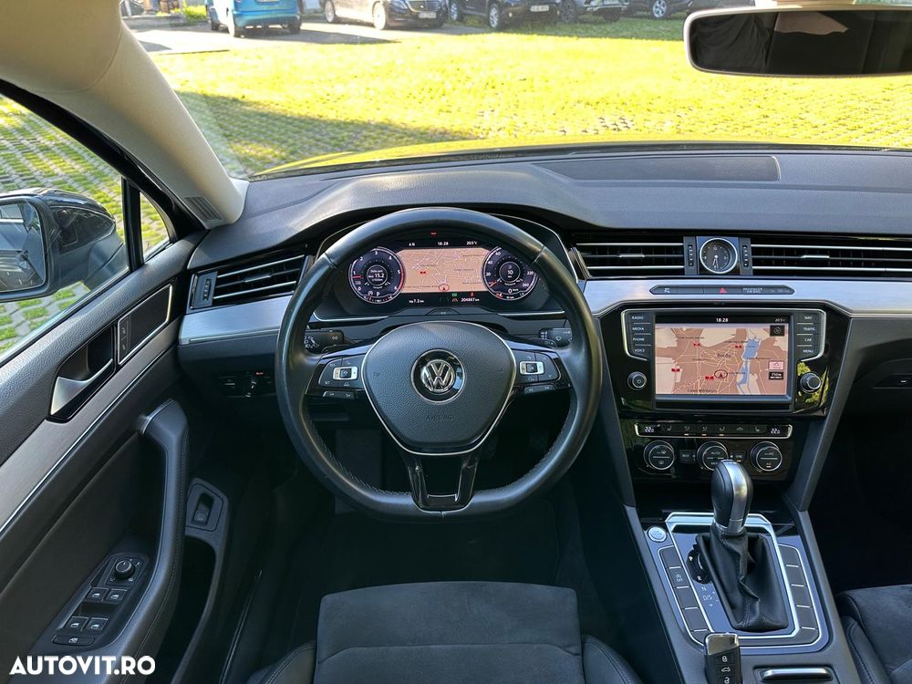 Volkswagen Passat 2.0 TDI (BlueMotion Technology) DSG Highline - 6