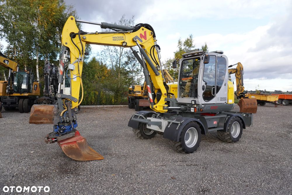 Wacker Neuson EW 100 ROTOTILT + Szczypce Sprowadzona - 1