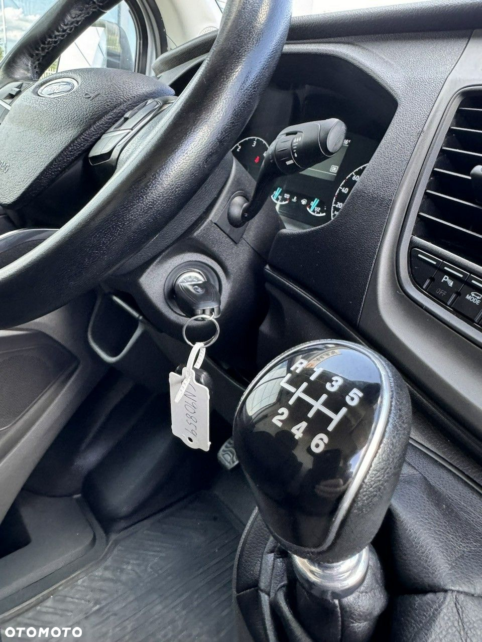 Ford Transit - 26