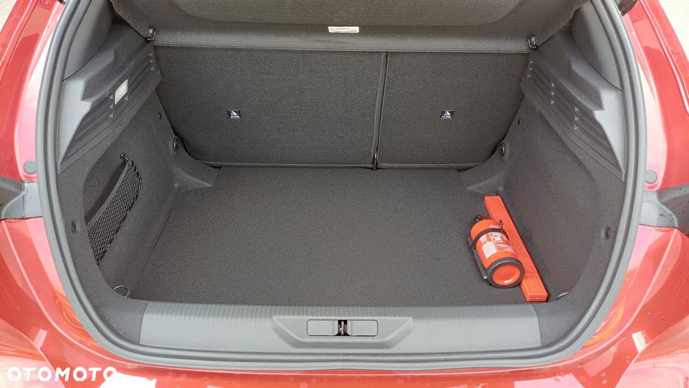 Peugeot 308 1.2 mHEV Allure S&S e-DCS6 - 28