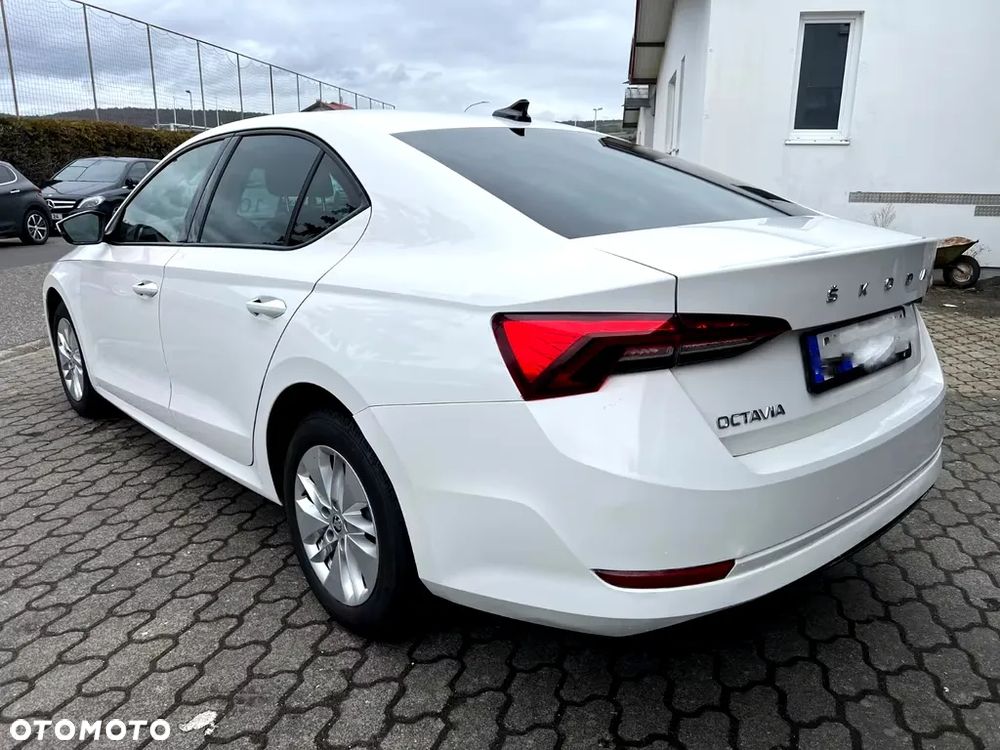 Skoda Octavia - 3