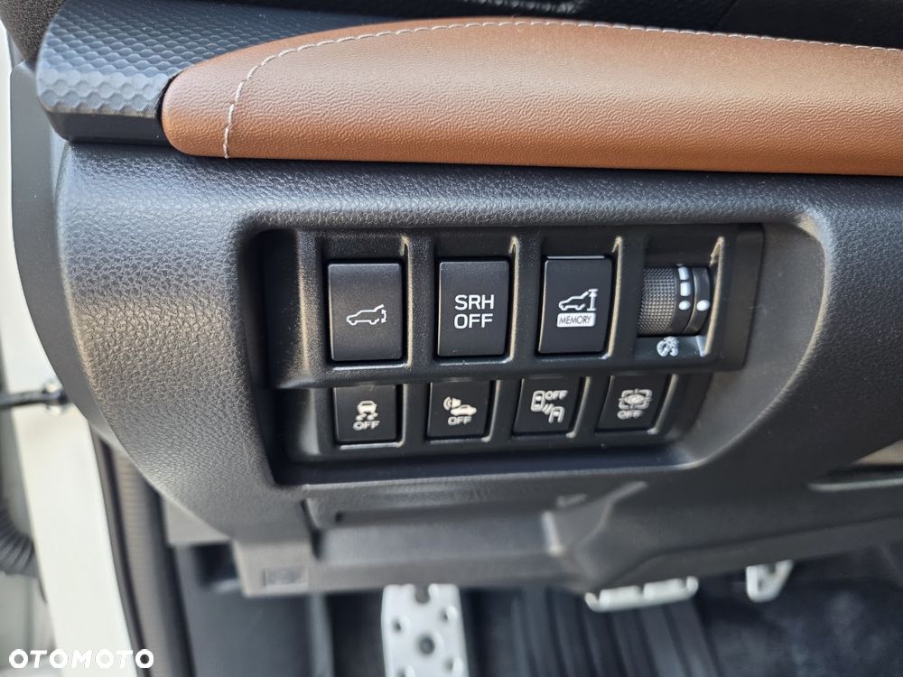 Subaru Forester 2.0i-L Exclusive Navi (EyeSight) Lineartronic - 17