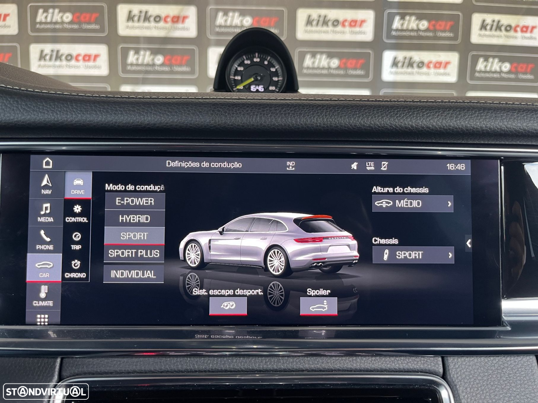 Porsche Panamera Sport Turismo 4 E-Hybrid 10 Years Edition - 45