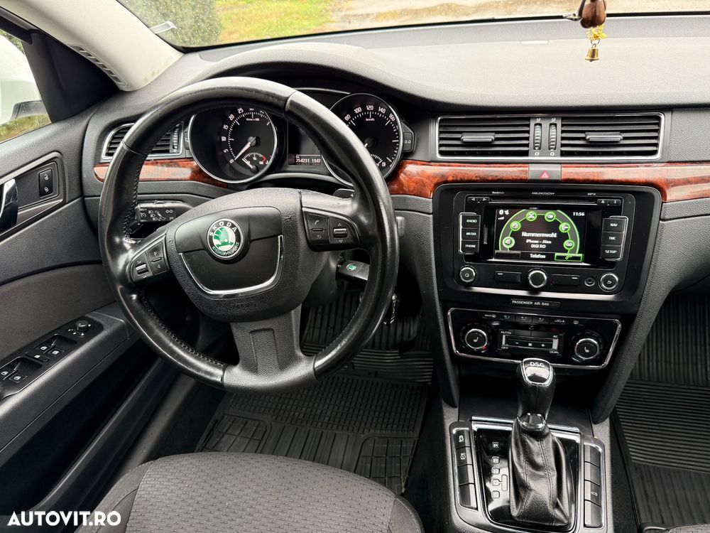 Skoda Superb 2.0 TDI DSG Elegance - 5