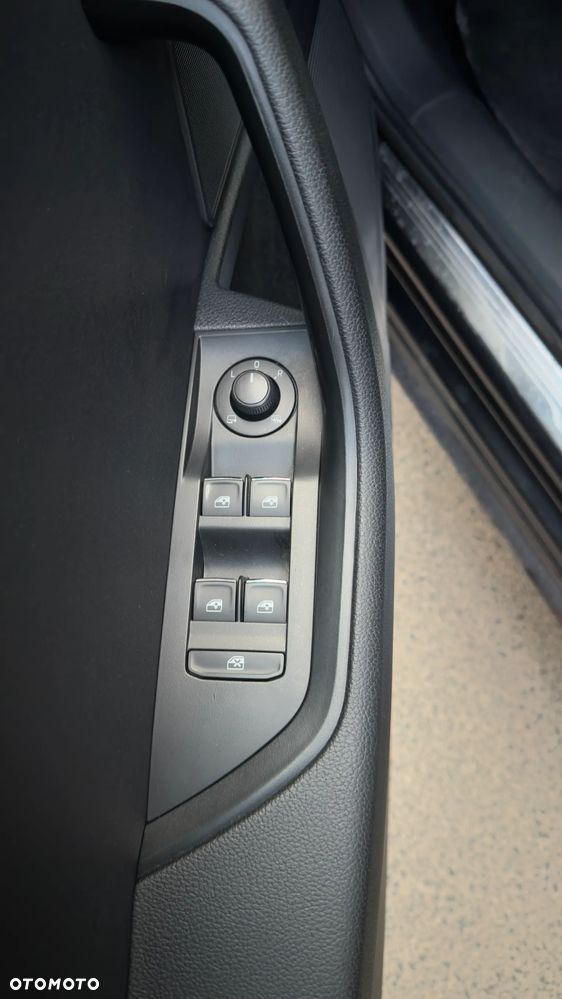 Skoda Superb 2.0 TDI Style - 10