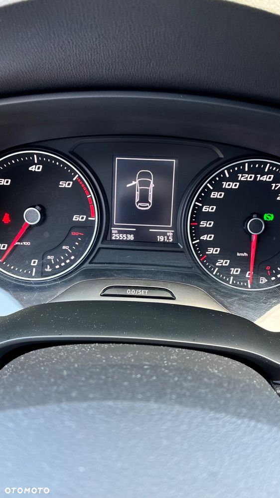 Seat Leon 2.0 TDI Xcellence S&S DSG - 4