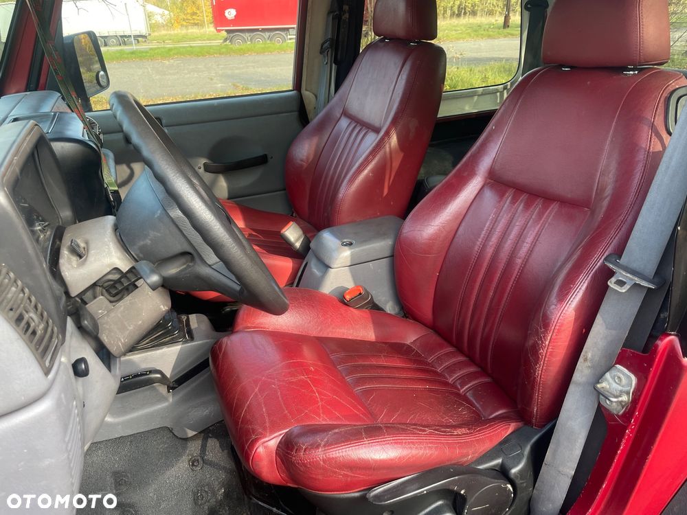 Jeep Wrangler - 10