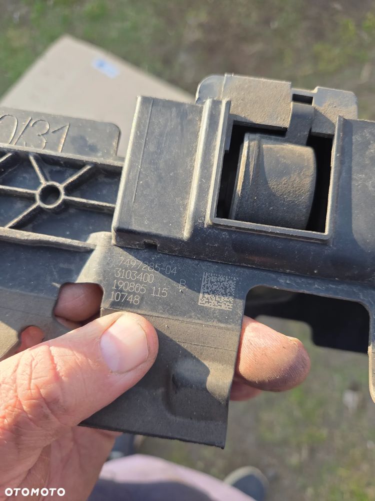 Kierownica wlot powietrza BMW 5 G30 G31 7497285 żaluzja roleta wlot powietrza BMW 5 g30 G31 7474372 - 9