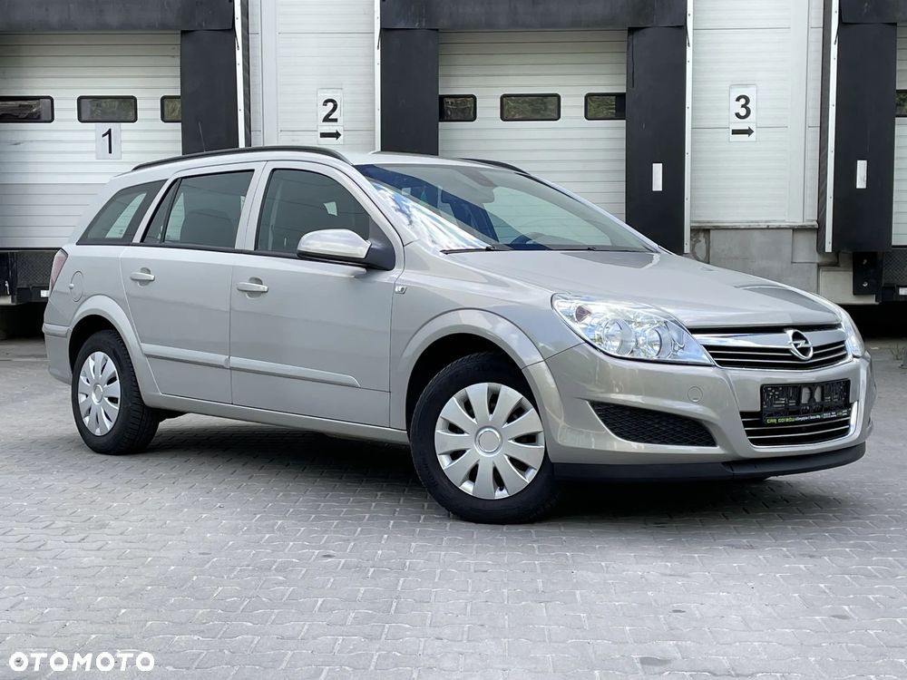 Opel Astra 1.8 Caravan - 1