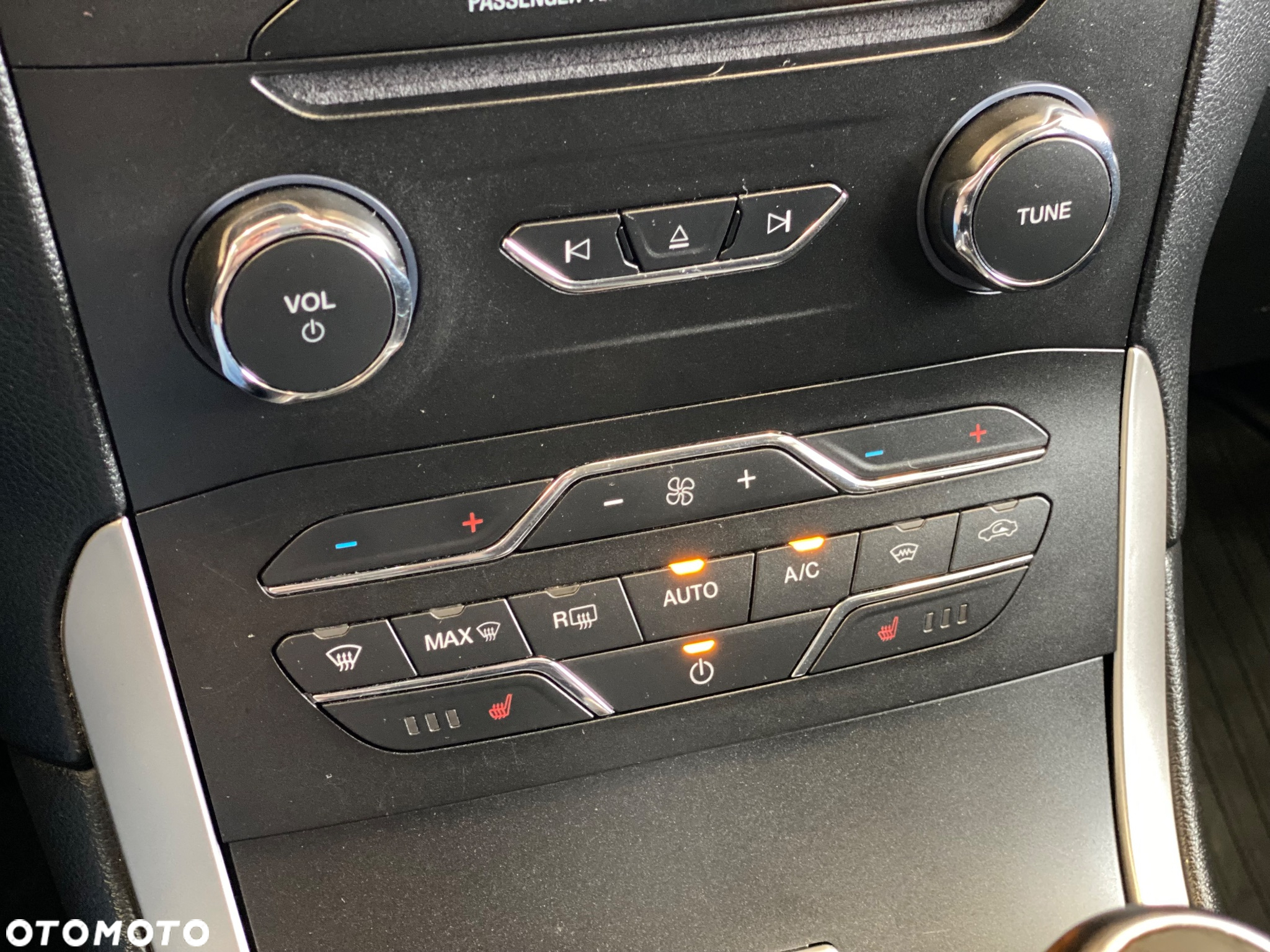 Ford S-Max 2.0 EcoBlue Trend - 26