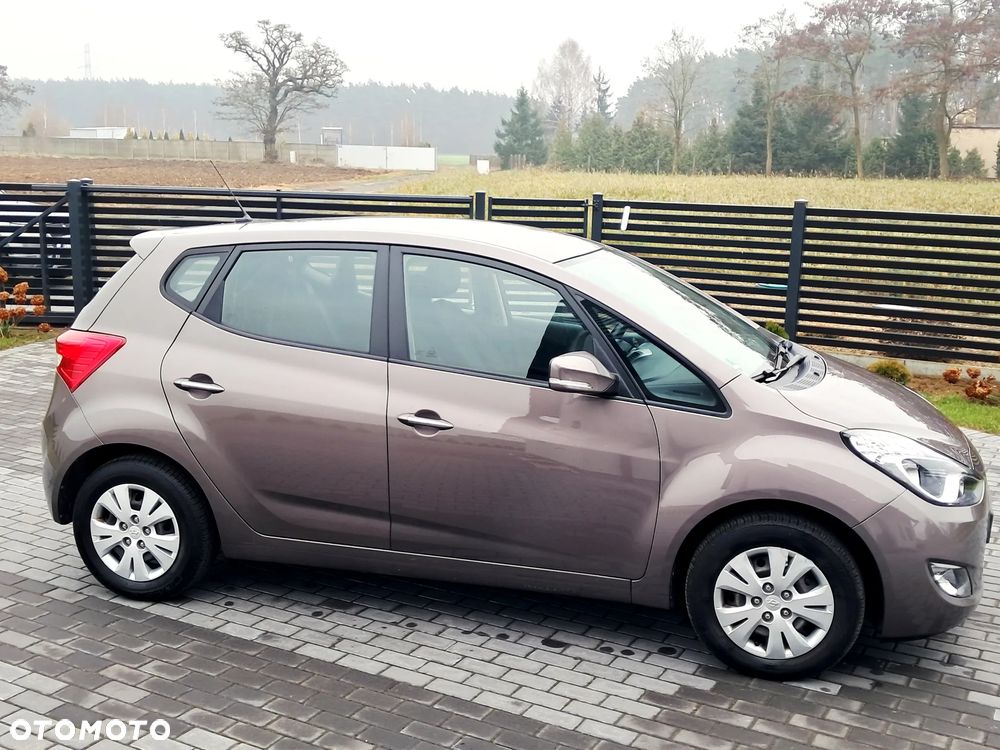 Hyundai ix20 1.4 blue - 12