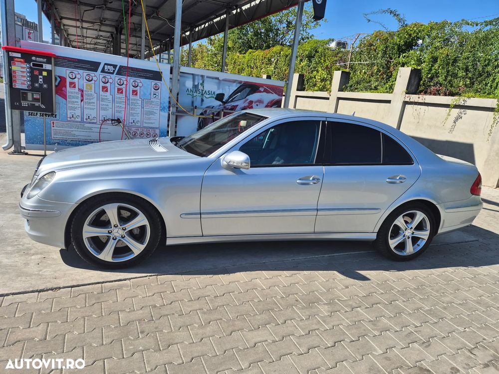 Mercedes-Benz E - 5