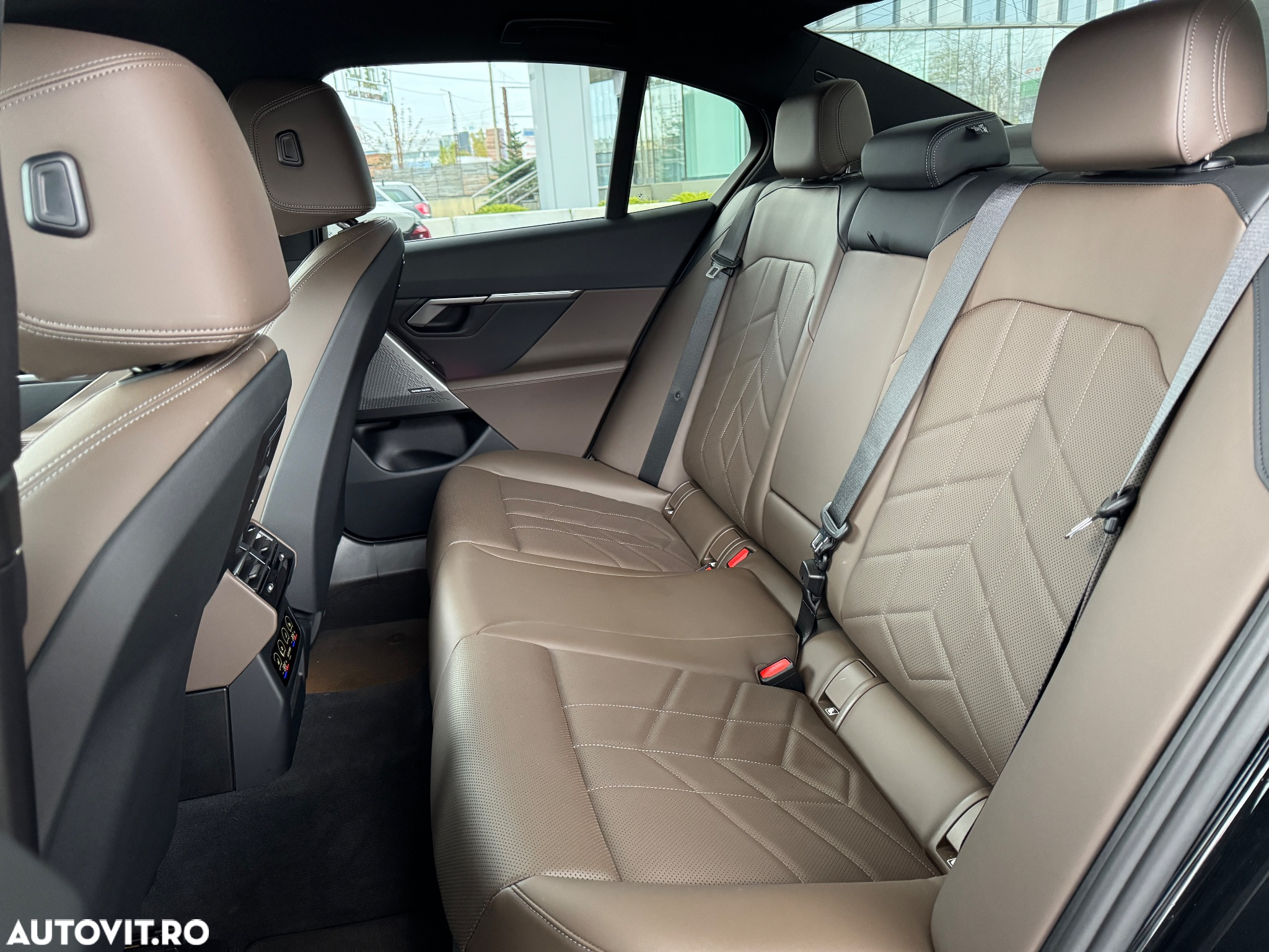 BMW Seria 5 520d AT MHEV - 25
