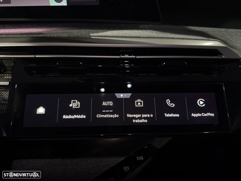 Peugeot 3008 1.2 Hybrid Allure e-DCS6 - 26