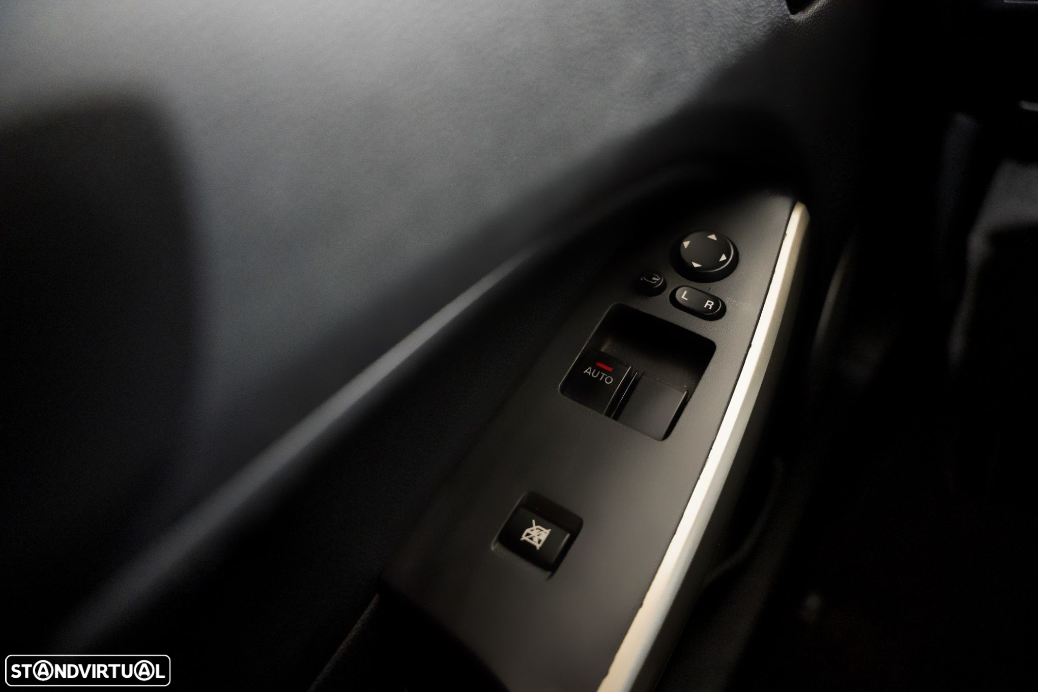 Mazda 2 1.3 MZR Exclusive - 9