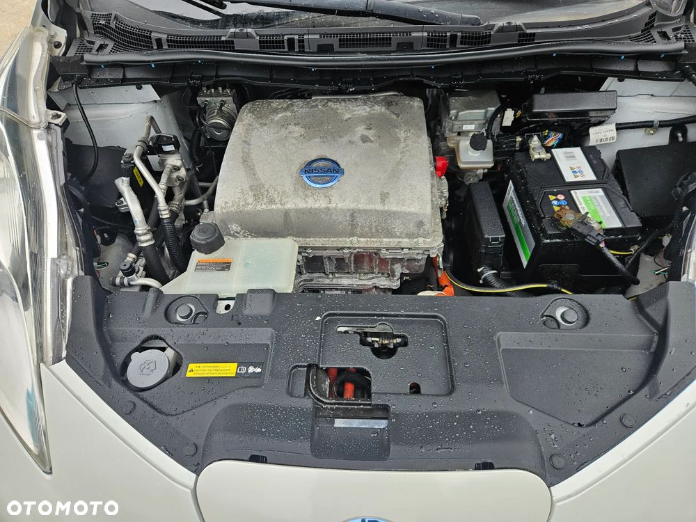 Nissan Leaf 24 kWh (mit Batterie) Limited Edition - 10
