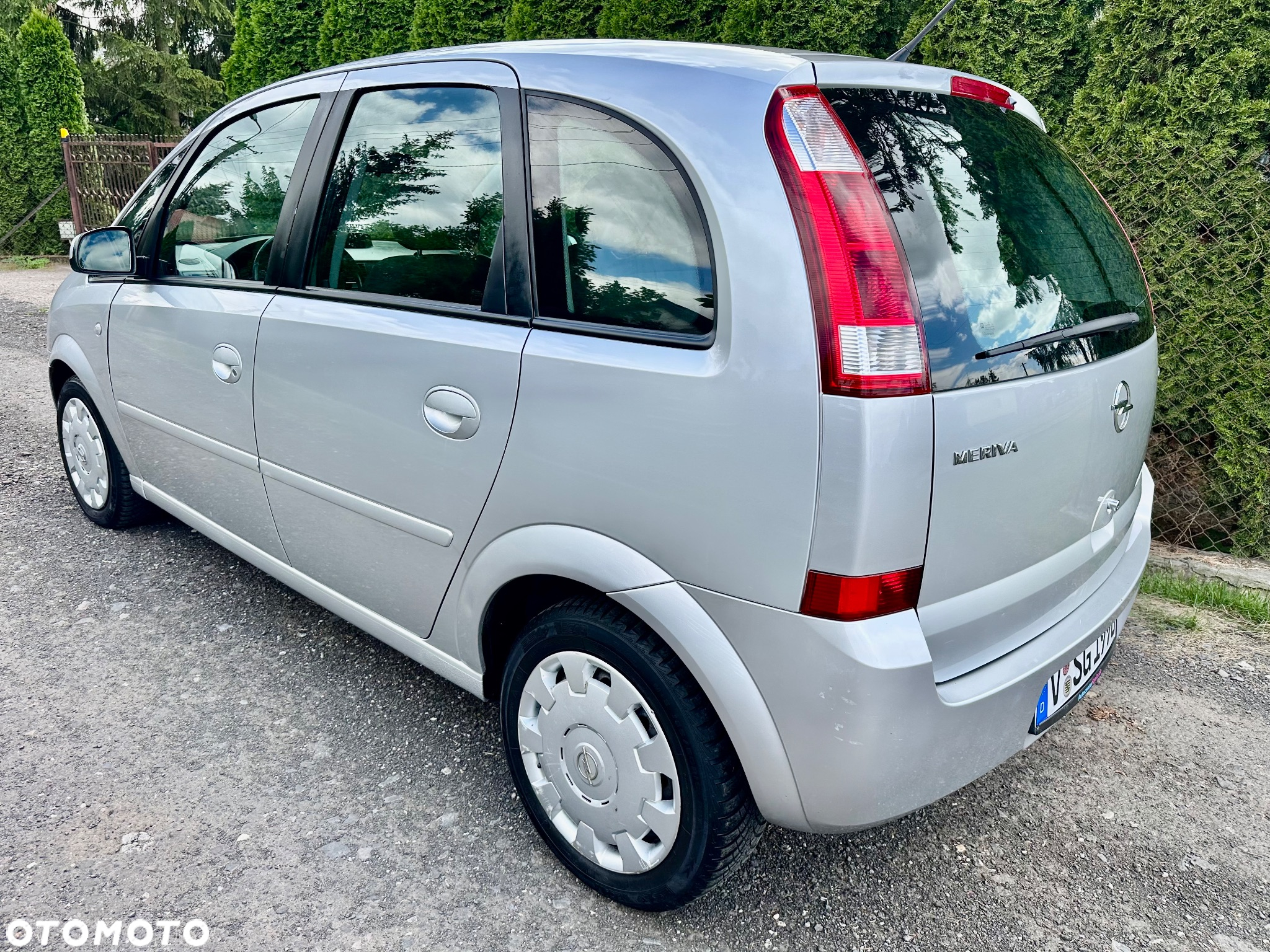 Opel Meriva 1.6 16V Easytronic (Essentia) - 8