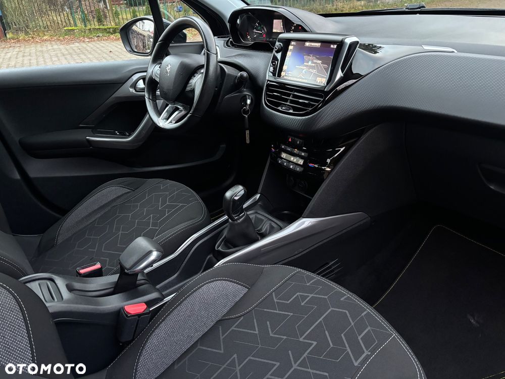 Peugeot 2008 PureTech 110 Stop&Start Business-Line - 6