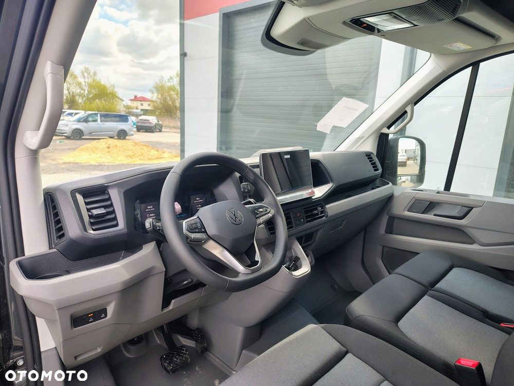 Volkswagen Crafter 35 2.0 TDI L4H3 4490 177KM AUTOMAT - 11