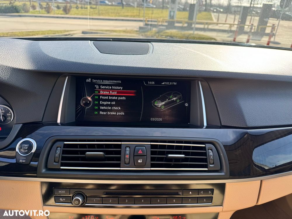 BMW Seria 5 520d Aut. - 24