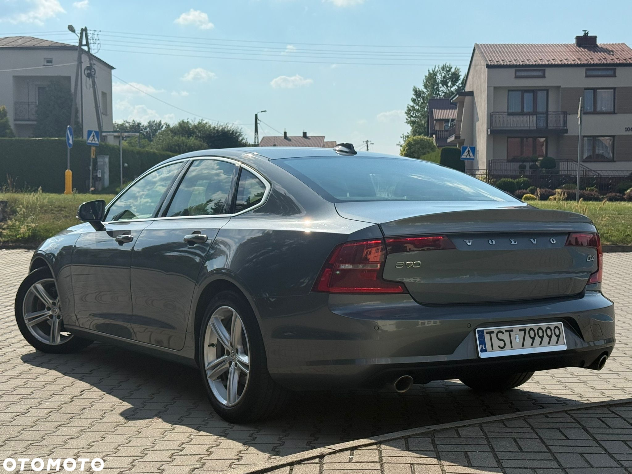 Volvo S90 D4 Momentum - 10