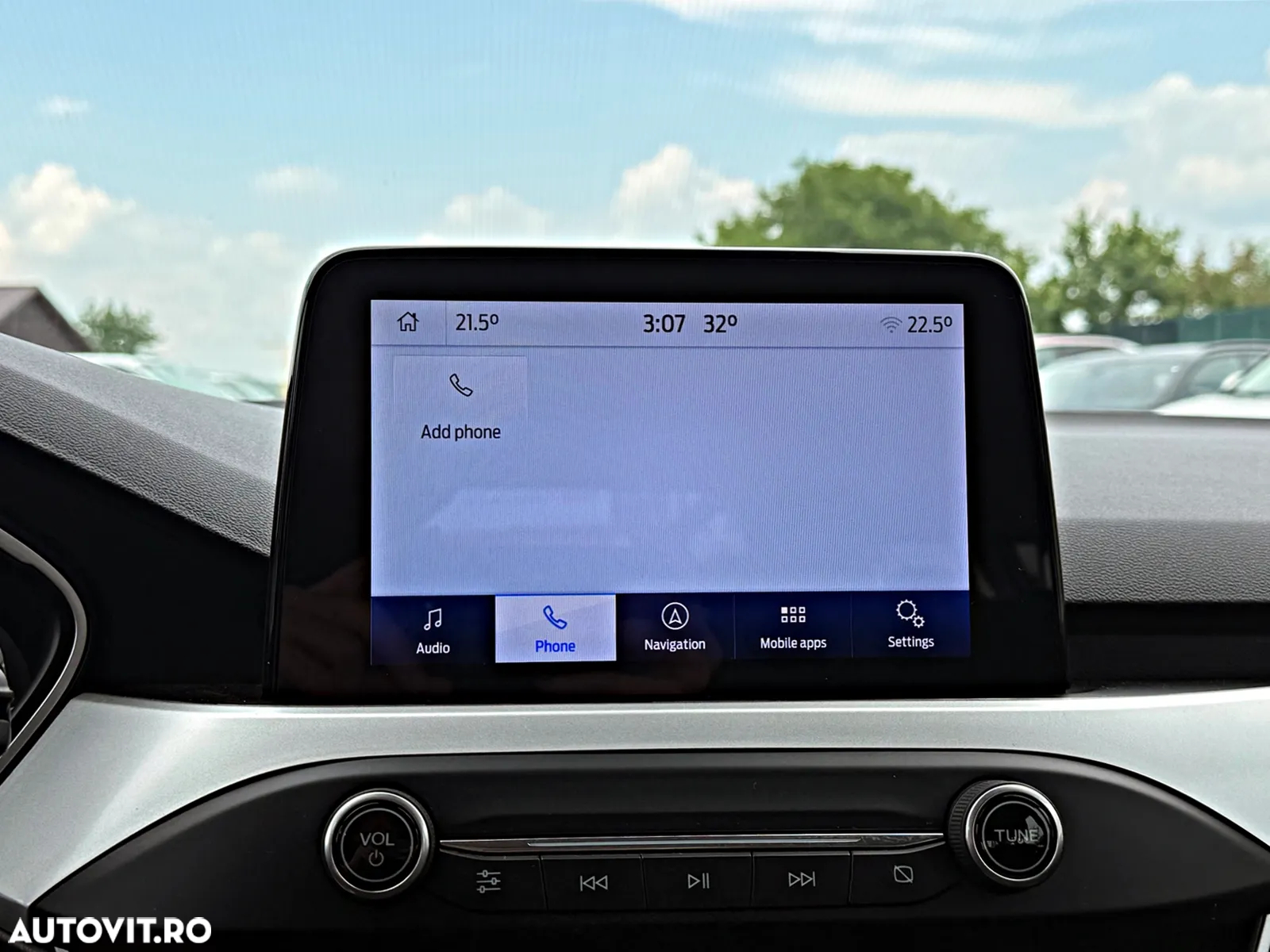 Ford Focus 2.0 EcoBlue Start-Stopp-System Aut. TITANIUM - 32