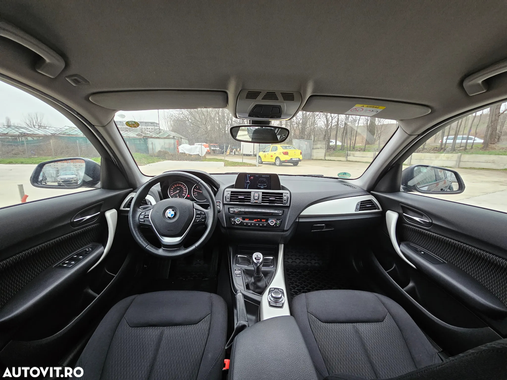BMW Seria 1 116i - 8
