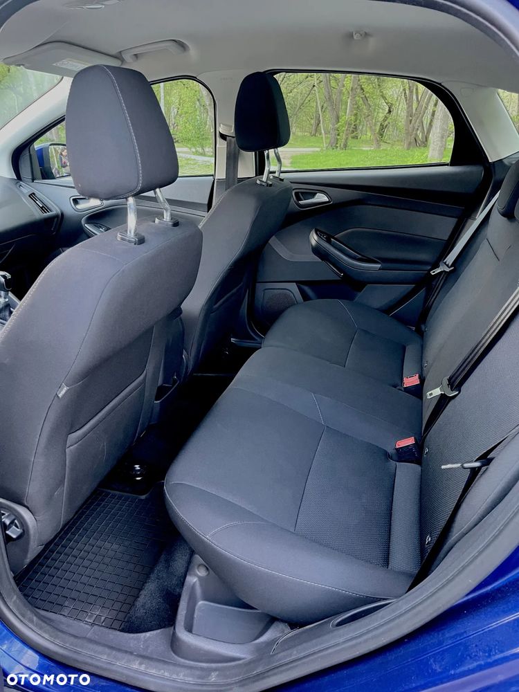 Ford Focus - 13