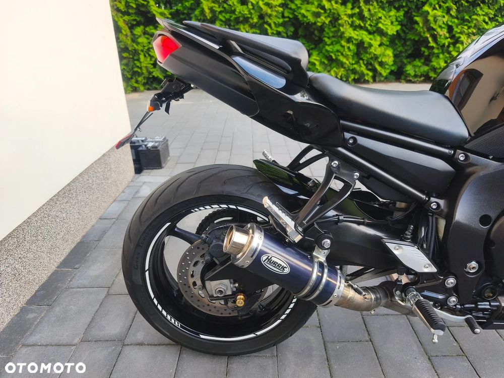 Yamaha FZ8 - 14