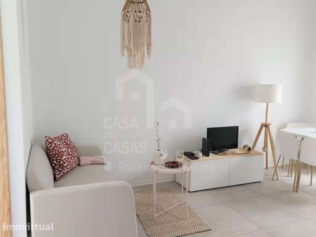 Vende Moradia T2 + T1 + T0 - Ericeira 6 Km, A Casa das Casas - Grande imagem: 2/39