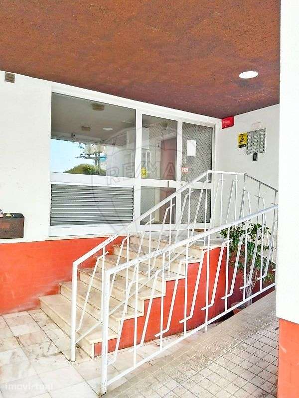 Apartamento T1 para venda - Grande imagem: 2/15