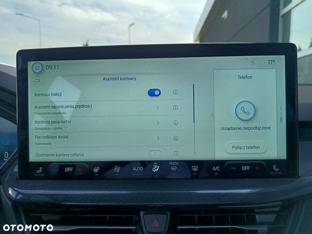 Ford Focus 1.0 EcoBoost mHEV ST-Line X - 32