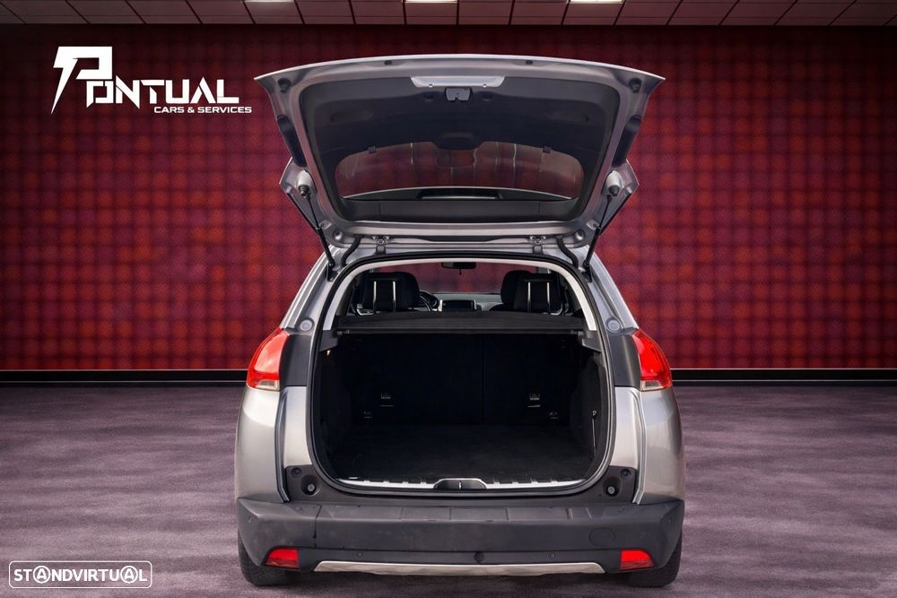 Peugeot 2008 1.2 PureTech Allure - 9