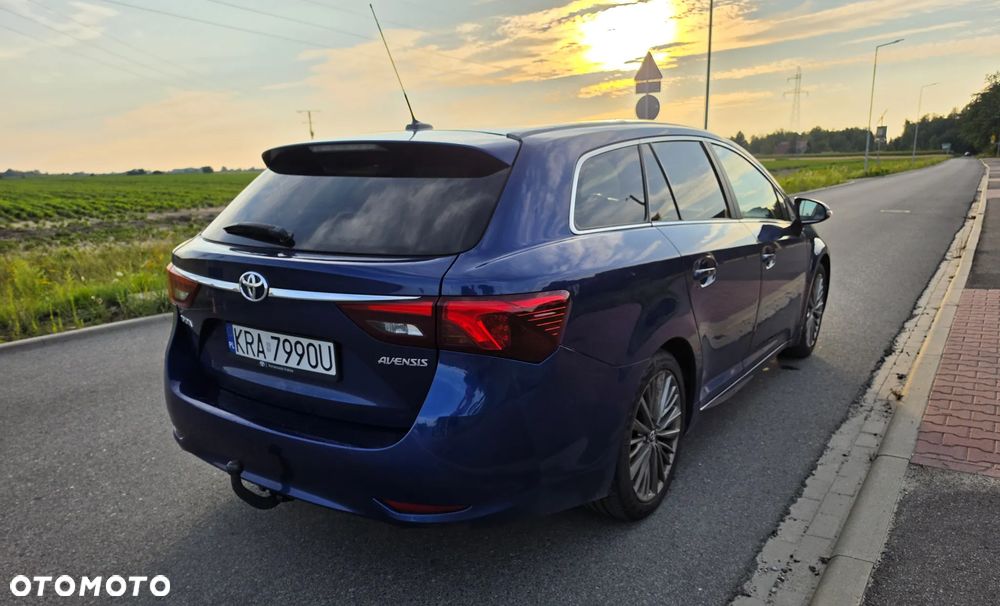 Toyota Avensis 2.0 Prestige MS - 6