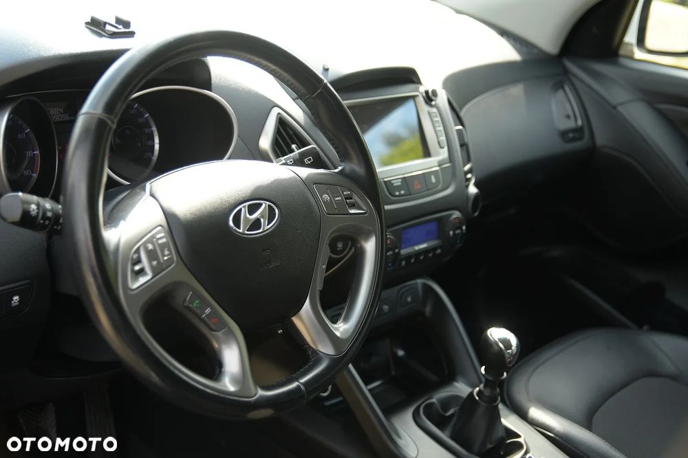 Hyundai ix35 1.6 2WD Fifa World Cup Edition - 25