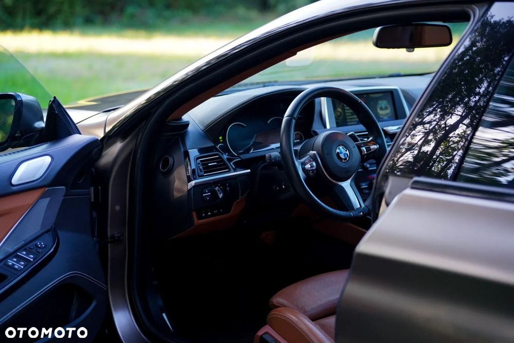 BMW Seria 6 650i - 14