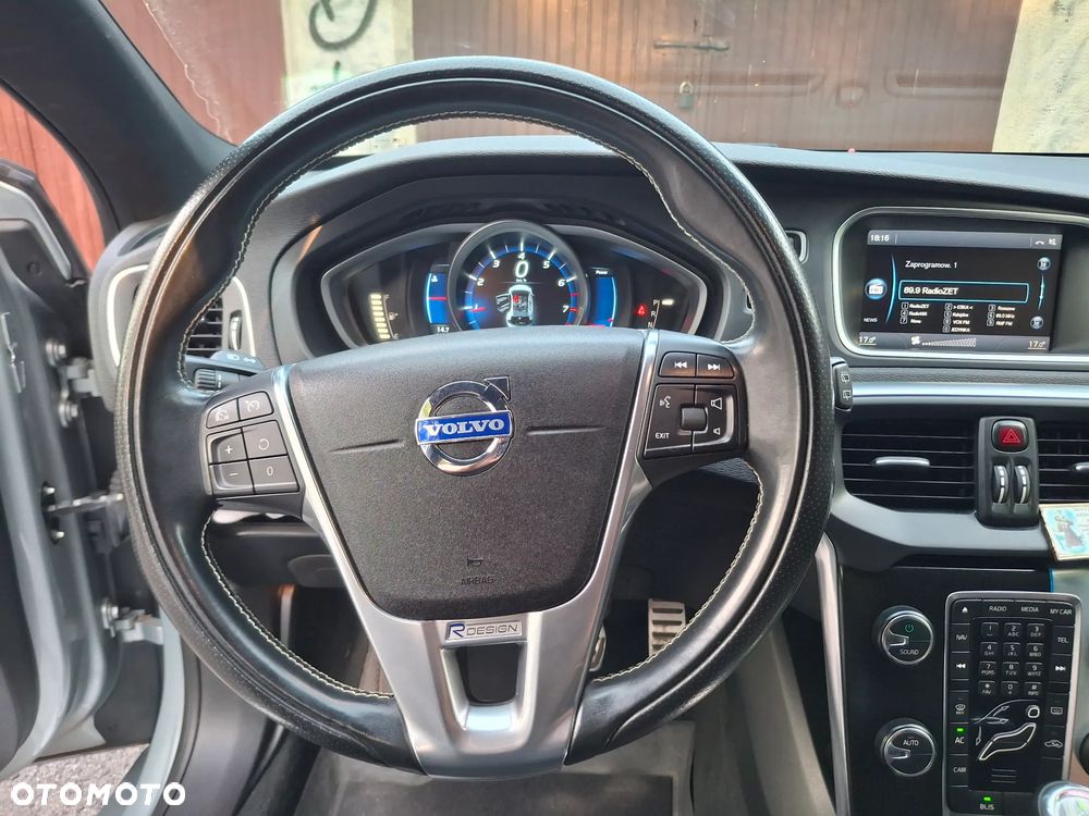 Volvo V40 - 15