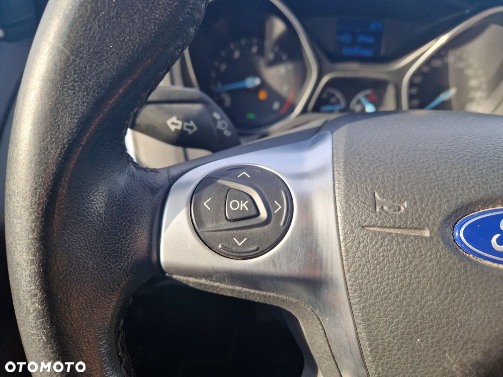 Ford Focus - 13