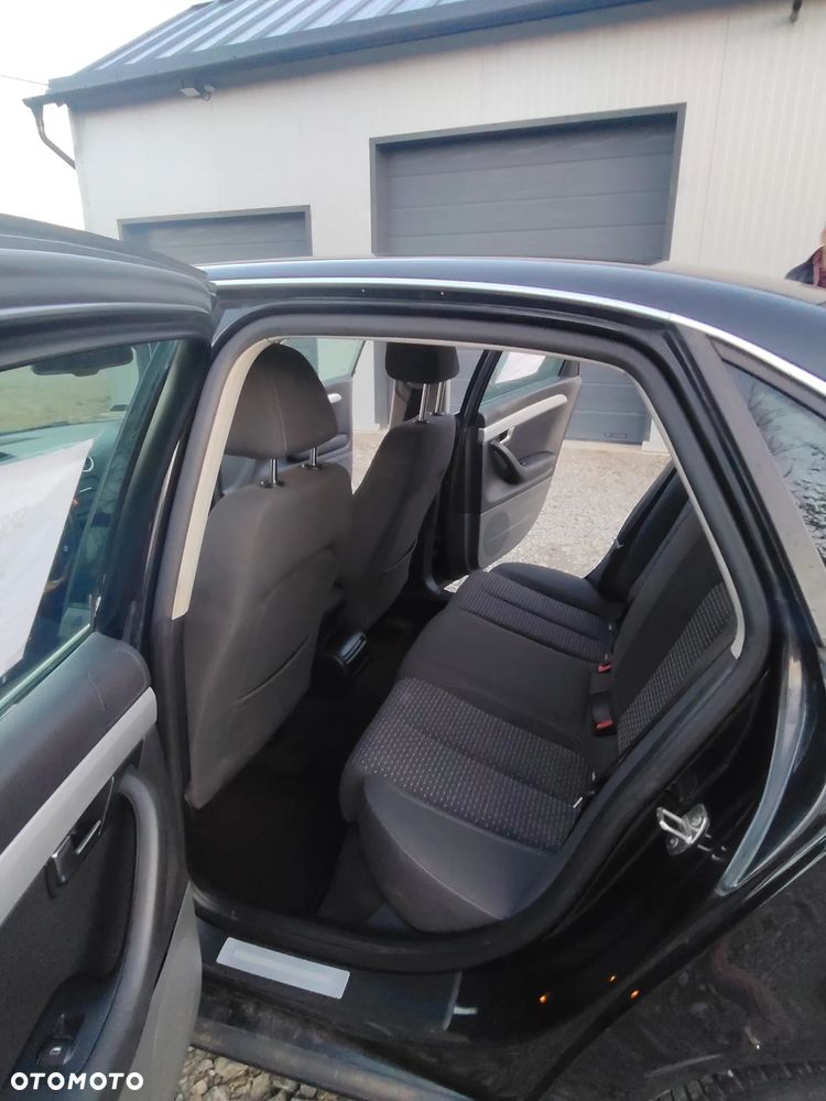 Seat Exeo 2.0 TDI DPF Style Multitronic - 11