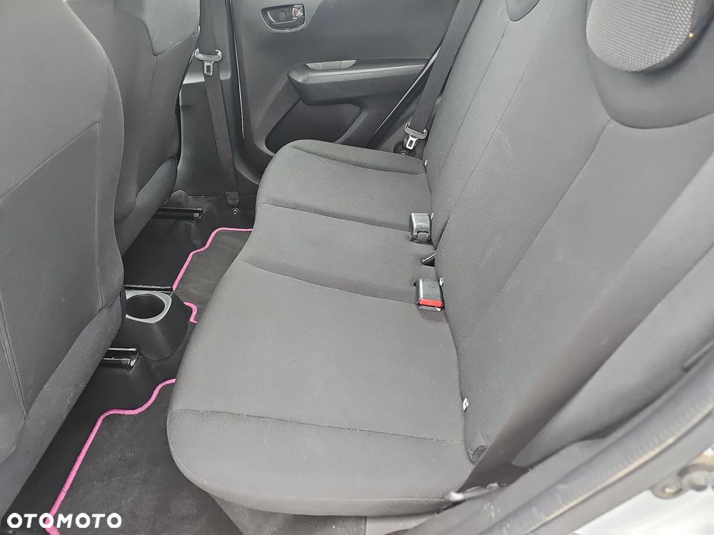Toyota Aygo - 12