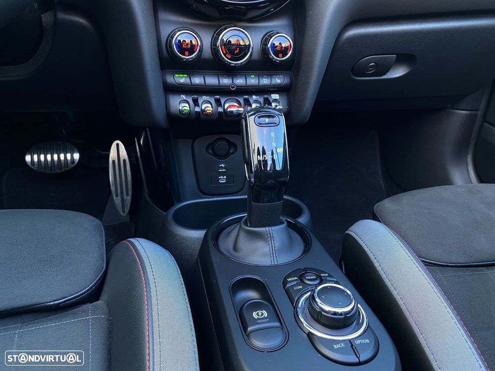 MINI Cabrio John Cooper Works Plus Auto Desportiva - 14