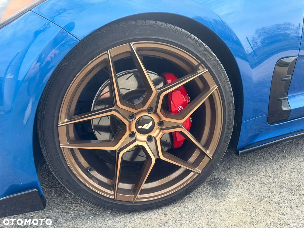 Kia Stinger 3.3 T-GDI AWD GT - 10